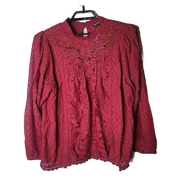 Torrid Size 4 NWT Women's Mixed Lace Rhubarb Red Shirt Plus Size 4X NEW t71 - Picture 1 of 9